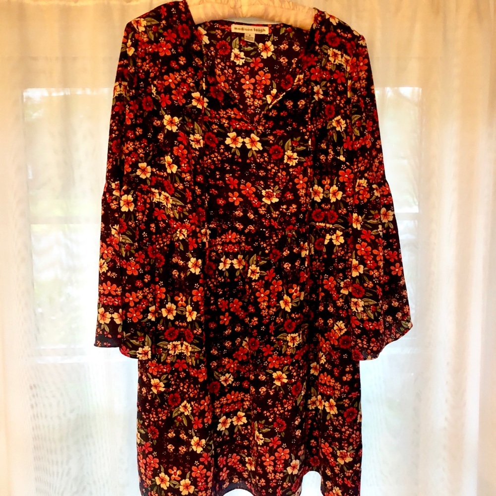 Floral boho dress with tassels